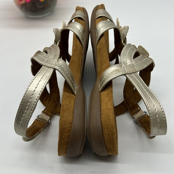 Natural Soul Gold Floral Sandals Size 9.5 MCS6366C - Picture 4 of 7